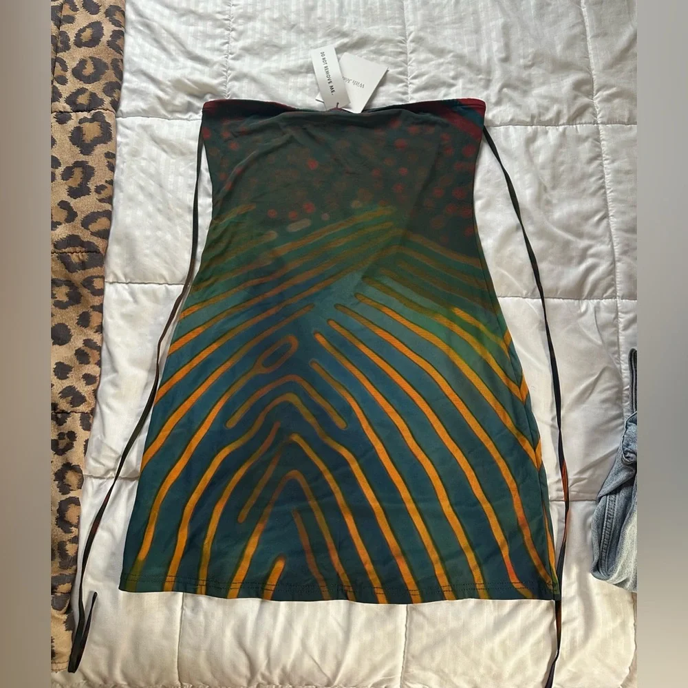 NWT With Jean 'Scarlett' Dress in Fushi - Picture 3 of 9